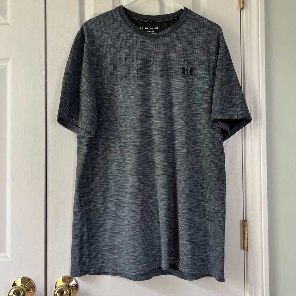 Under Armour Men's Charcoal Heather Tee